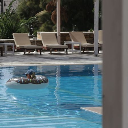 Armadoros Hotel / Ios Backpackers Kültér fotó